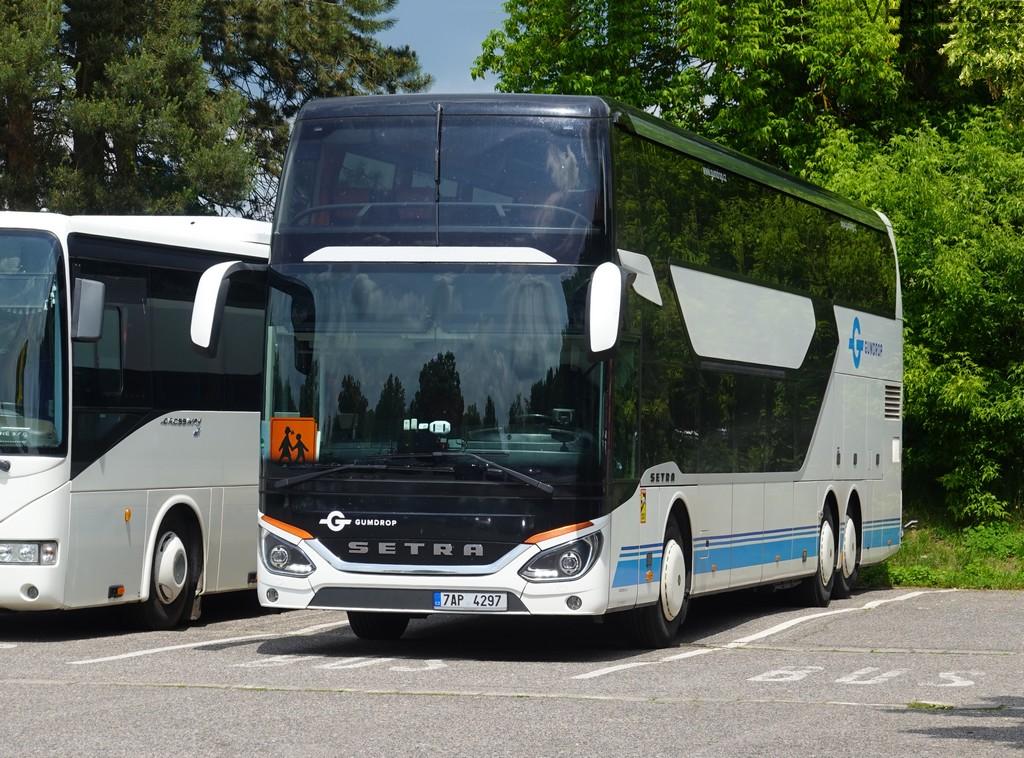 7ap Setra S 531 DT – 7AP 4297, GUMDROP – vhdfoto.cz